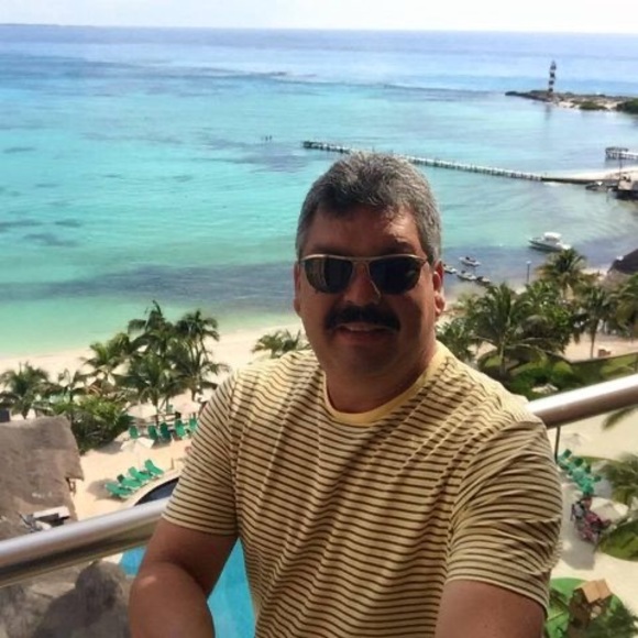 Meet your Posher, Pablo - Picture 1 of 1